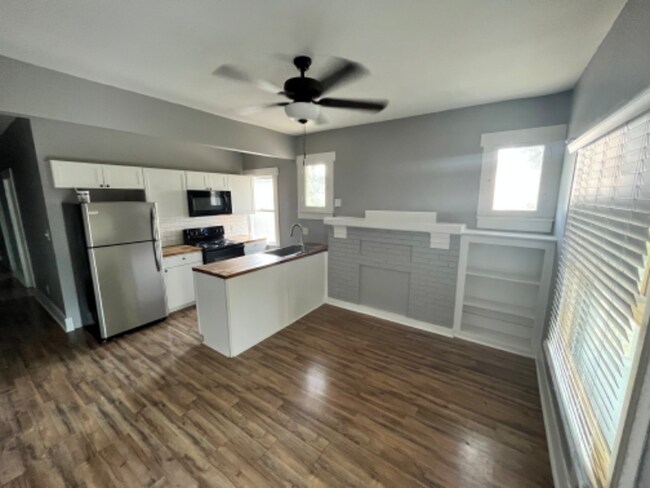 Foto del edificio - 800 Lilac St