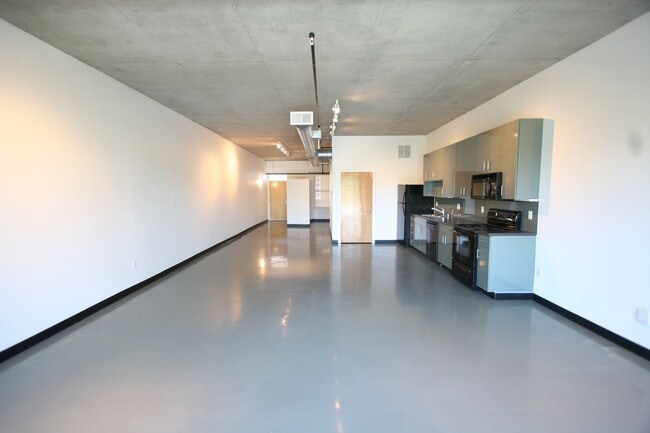 Building Photo - 201 Arno St NE