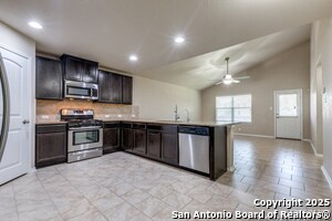 Foto del edificio - 15114 Cinnamon Teal