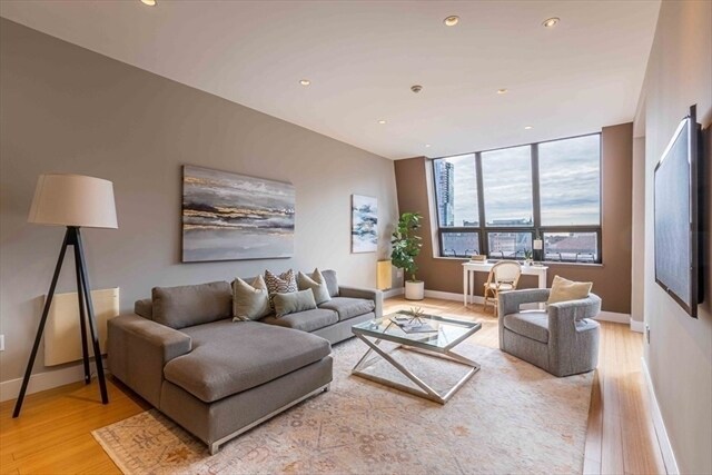 *Las imágenes son muestras representativas de la unidad anunciada. En algunos casos, las unidades reales que visita... - 190 Commonwealth Ave