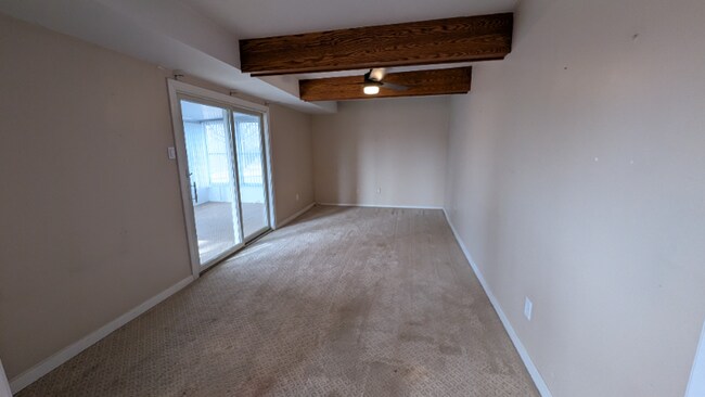 Foto del edificio - 809 Delhurst Dr