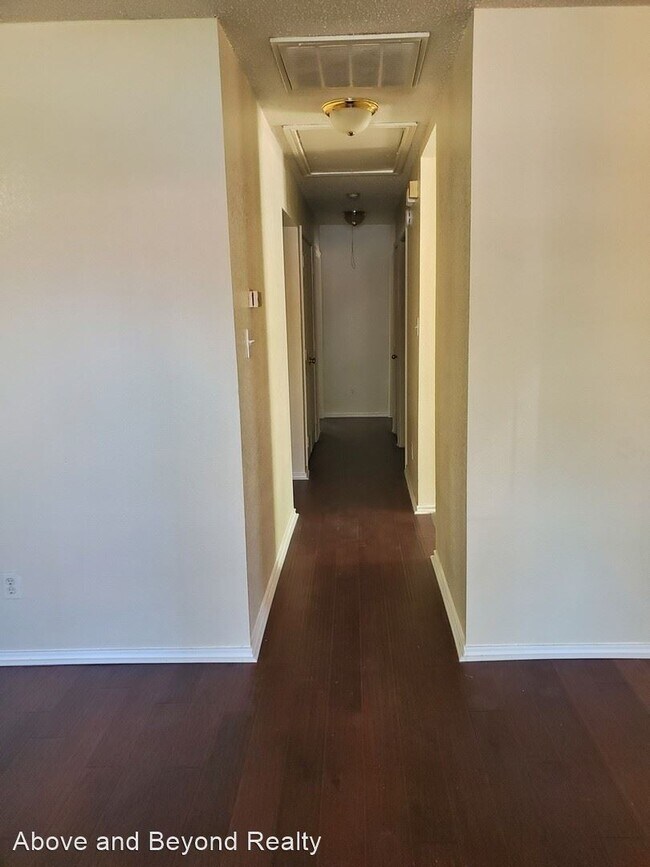 Foto del edificio - 3 br, 1 bath House - 2702 Dorris Street