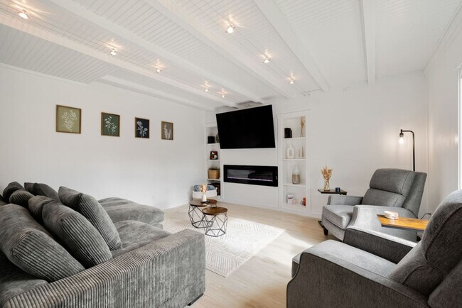 Foto del edificio - 3413 N 8th St