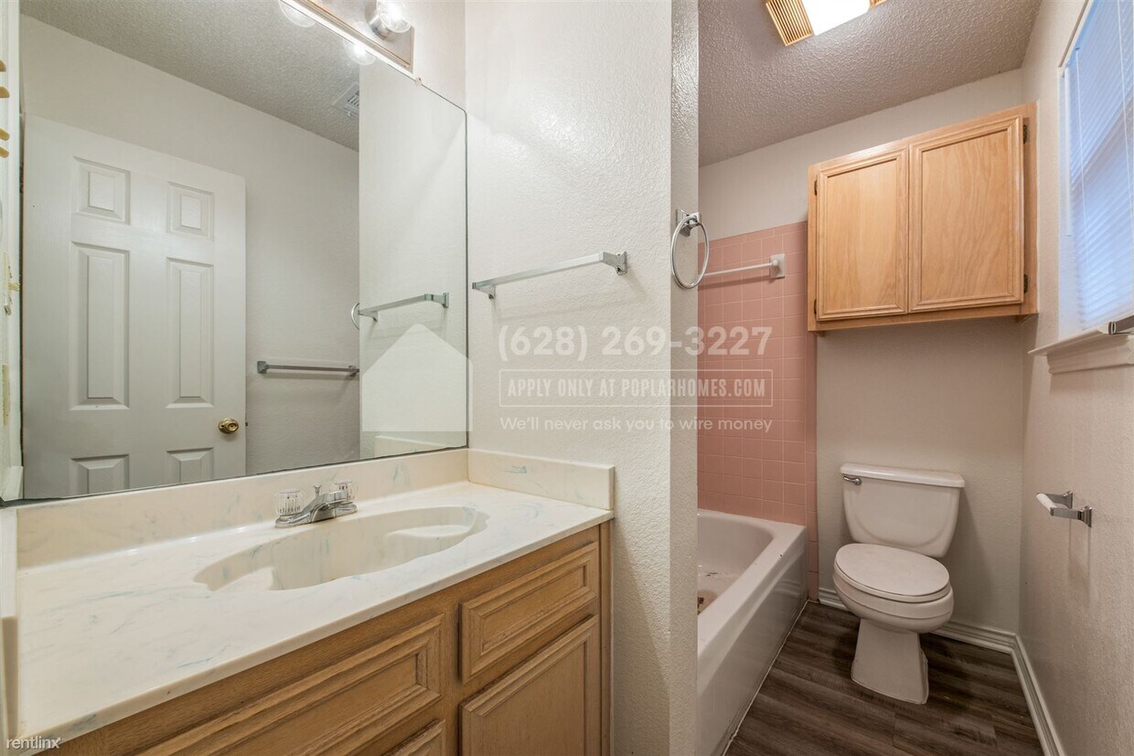 Primary Photo - 3 br, 2.5 bath House - 1717 Parkfield Cove -