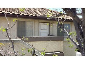 Building Photo - 26172 Sanz, B213