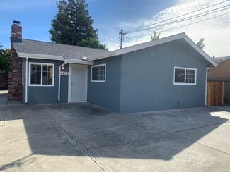 Building Photo - 1512 166th Ave