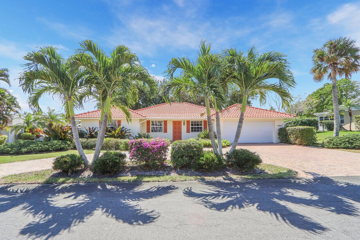 Foto principal - 8574 SE Seagrape Way