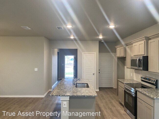 Foto del edificio - 3 br, 2 bath House - 7735 95th St