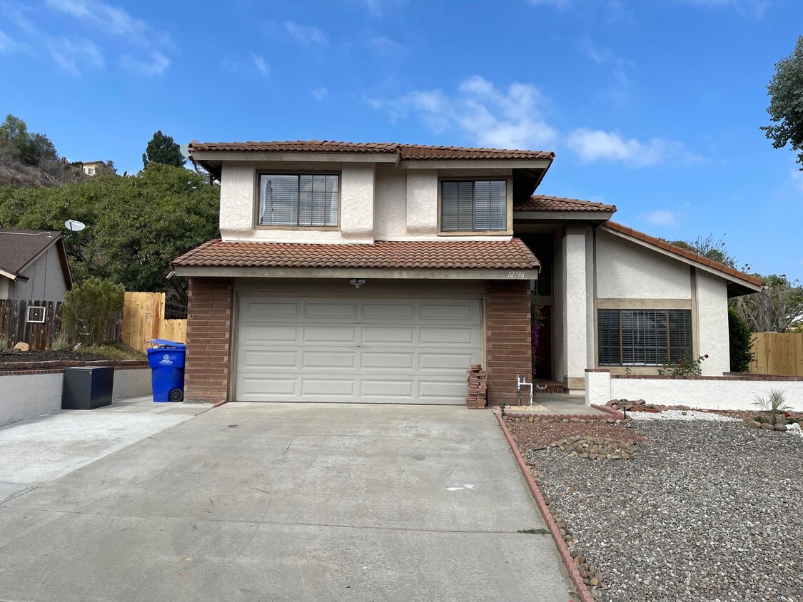 Foto principal - Three Bedroom Home in Rancho Penasquitos