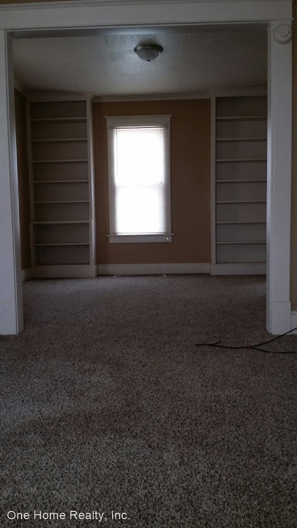 Building Photo - 1 br, 1 bath House - 3321 Doniphan