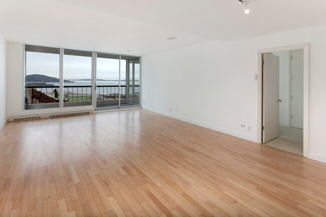 Foto del edificio - 1070 Green St