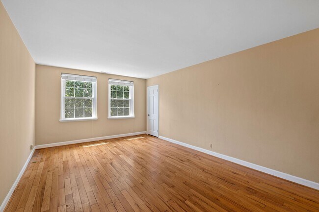 Building Photo - 3441 S Stafford St