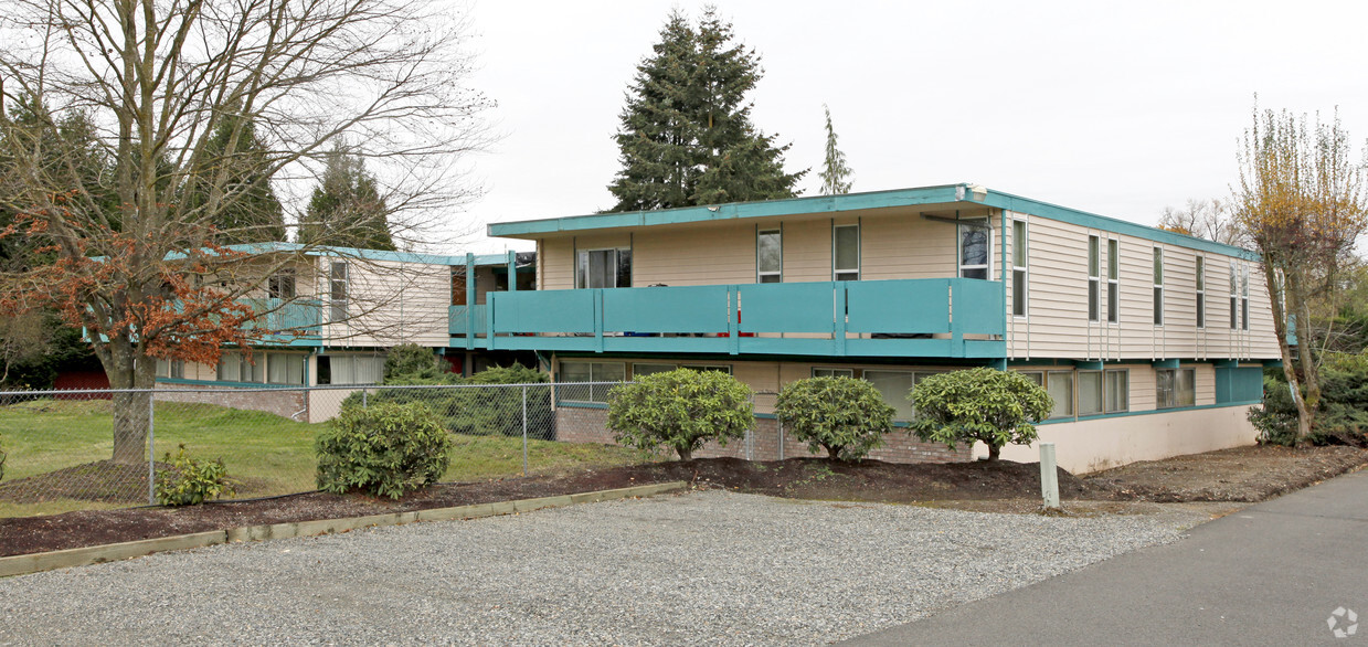 Primary Photo - Mark Twain Apartments