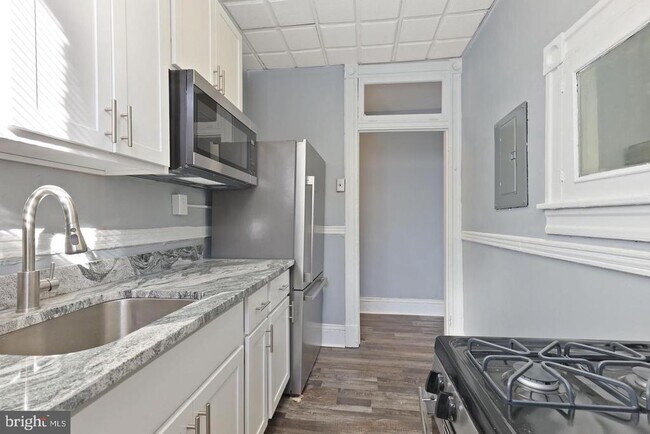 Foto del edificio - 2739 N Calvert St