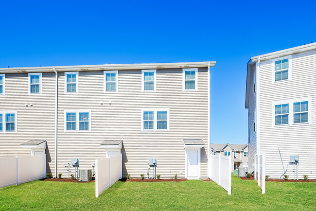 Building Photo - 212 Eagles Cliff Dr