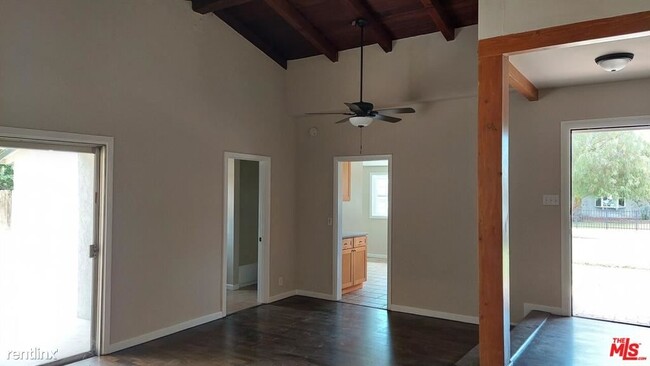 Building Photo - 3 br, 2 bath House - 20431 Bassett St