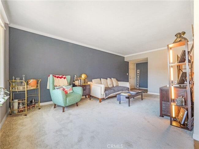 Foto del edificio - 1440 W Lambert Rd