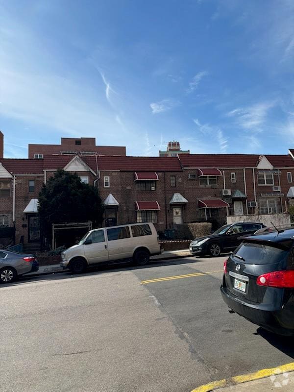 Building Photo - 43-22 Colden St