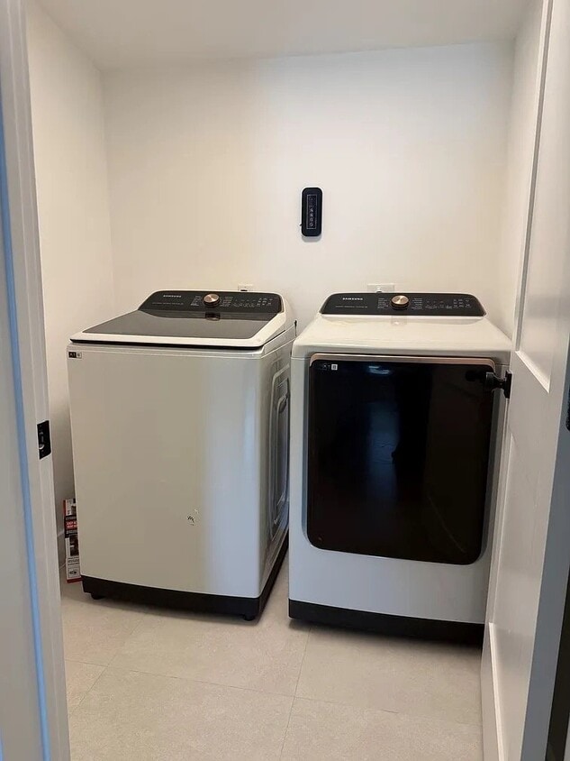 Photo - 14273 SW 52nd St (Miami, FL)