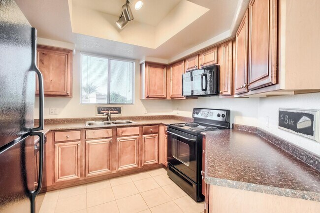 Foto del edificio - 4925 E Desert Cove Ave