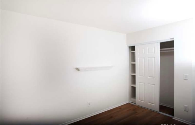 Foto del edificio - 1024 N Turner Ave