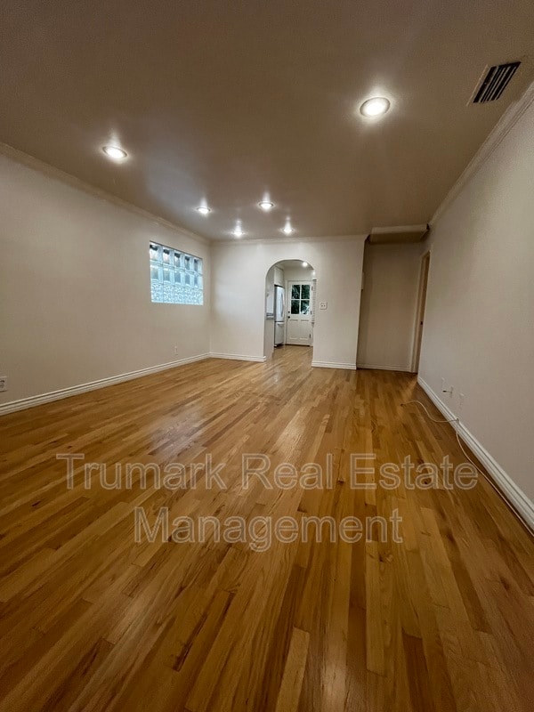 Foto del edificio - 4508 Rockland Pl