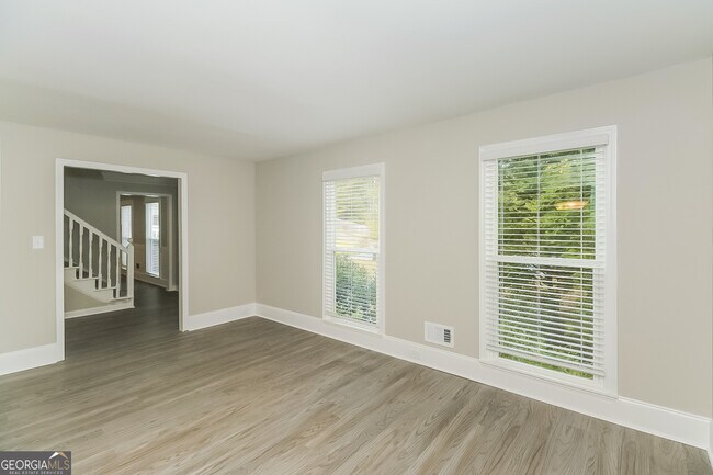 Foto del edificio - 5501 Reynard Trail