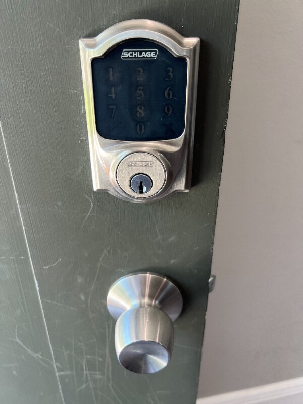 Foto del edificio - 2536 Parkland Ct