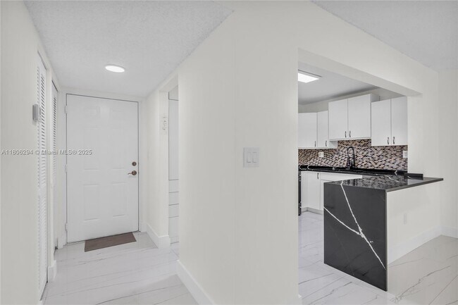 Building Photo - 4154 NW 90th Ave
