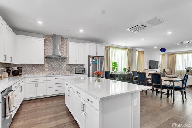 Foto del edificio - 2821 San Jacinto Ln