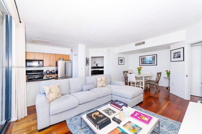 Foto del edificio - 1330 West Ave