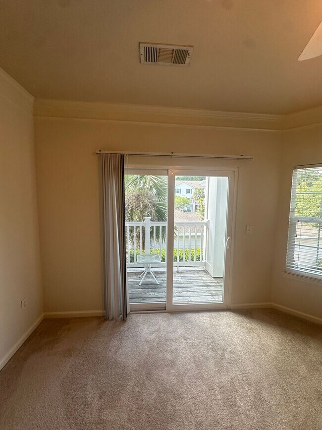 Foto del edificio - Lovely 2-bedroom, 2-bath condo available f...