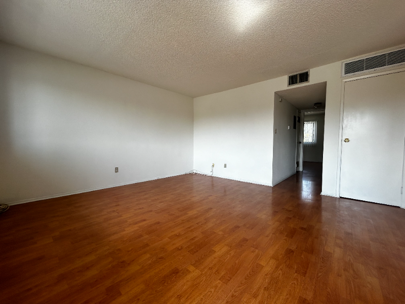 712 Porter St, Unit 201 - Apartments in Glendale, CA | Westside Rentals