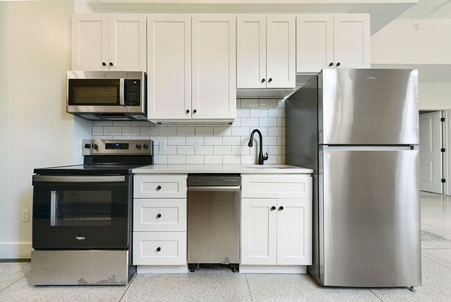 Interior Photo - The Benedict