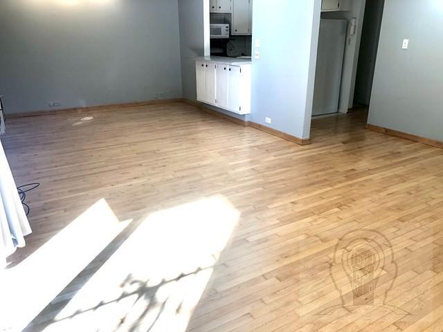 Building Photo - 1 bedroom in CHICAGO IL 60613