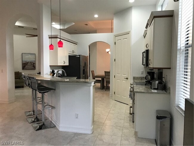 Building Photo - 8231 Provencia Ct