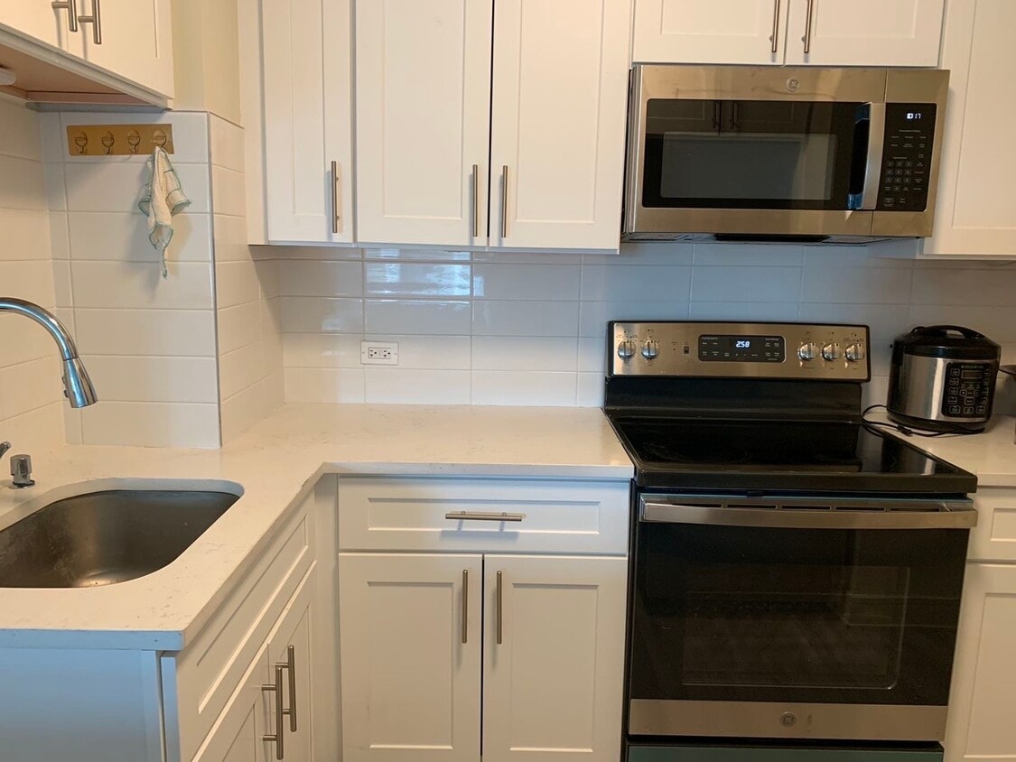 Foto principal - 3600 N Lake Shore Dr