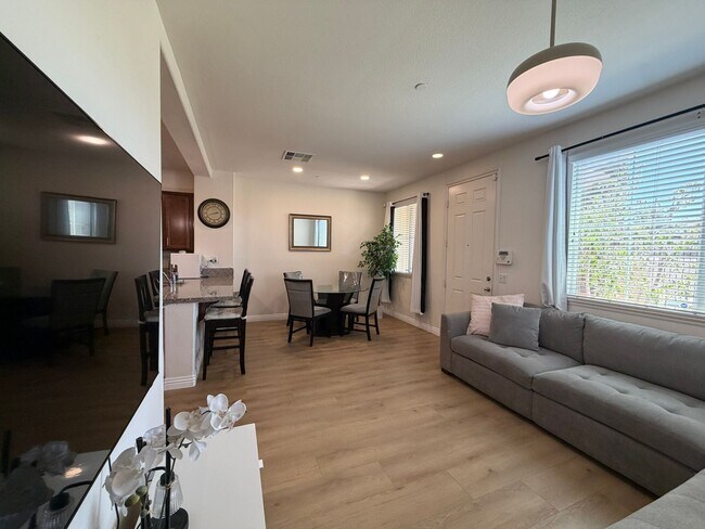 Foto del edificio - 8013 City View Pl