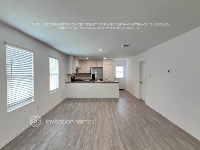 Foto del edificio - 4133 Waterfall Cv