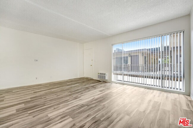 Foto del edificio - 1140 N Clark St
