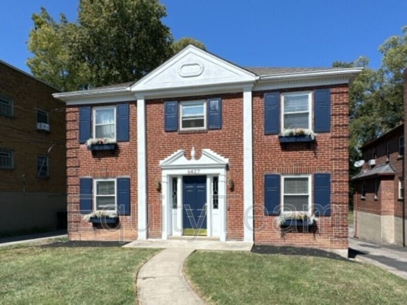 6427 Montgomery Rd Unit Apt 2, Cincinnati, OH 45213 Condo for Rent in