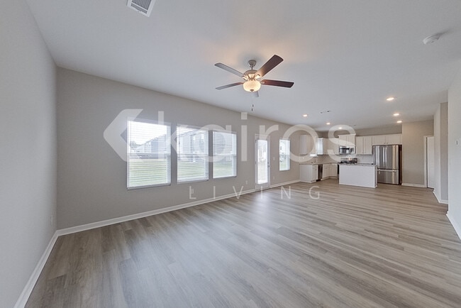 Building Photo - 7355 Foggy River Dr
