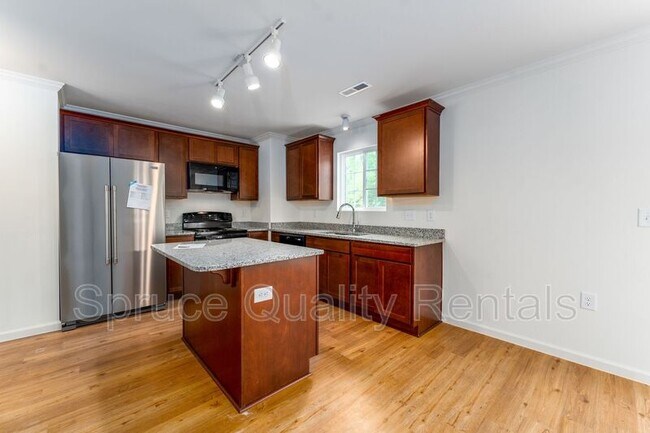 Building Photo - 3067 Stauton Dr