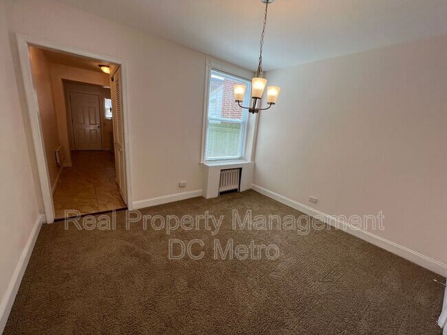 Foto del edificio - 221 14th Pl NE