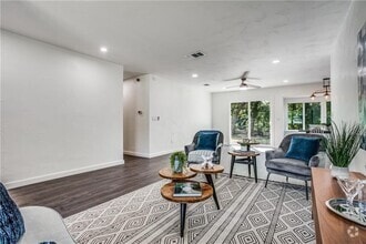 Building Photo - 6220 Blarwood Dr