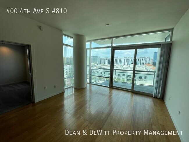 Foto del edificio - 400 4th Ave S