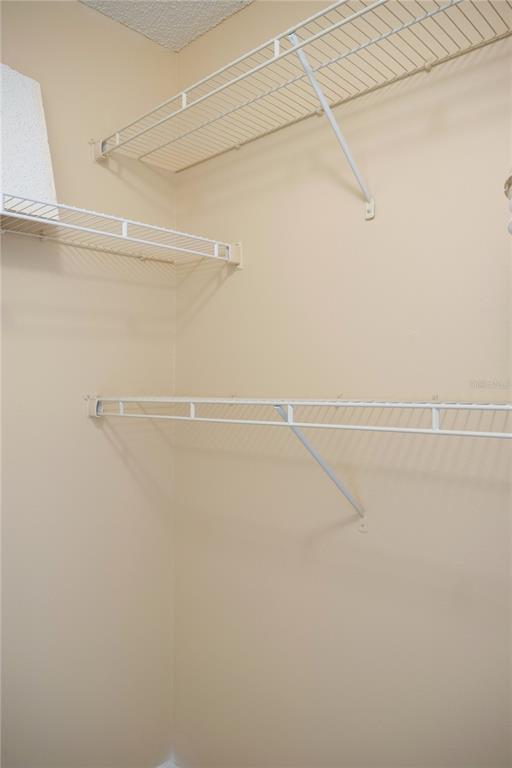 Building Photo - 1317 Lucaya Cir