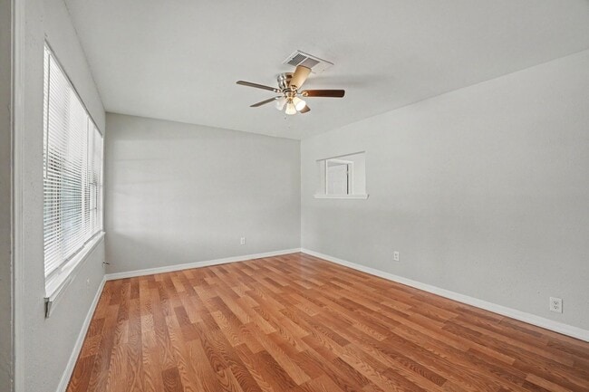 Photo - 8433 Woodlyn Rd House