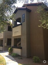 Building Photo - 2615 W Gary Ave
