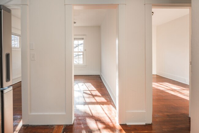 Foto del edificio - Midtown West Apartments